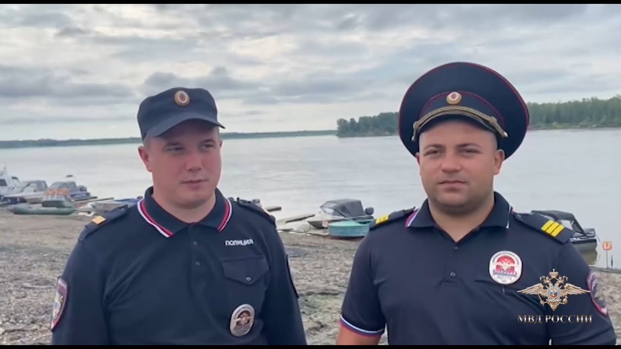 В Томской области полицейские спасли тонущего рыбака