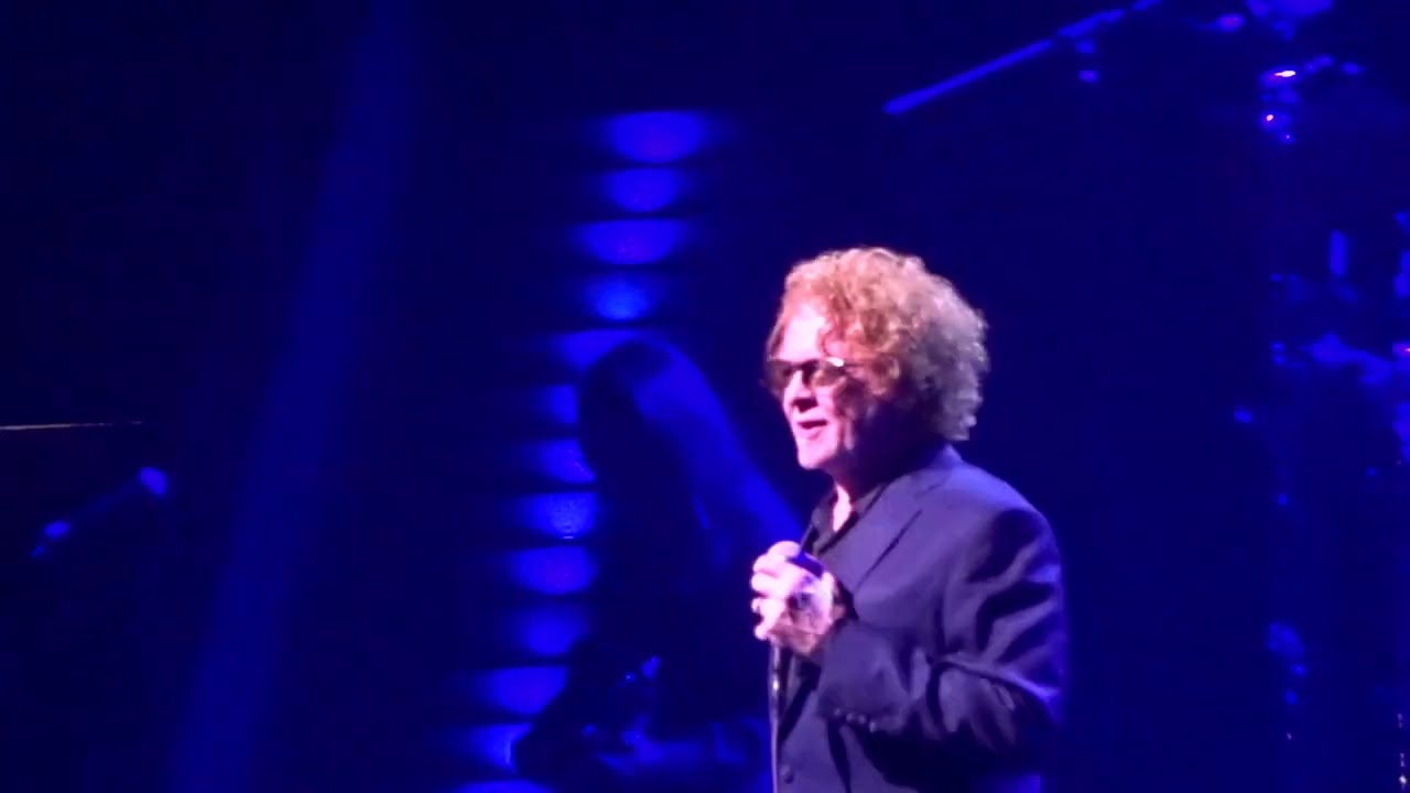 SIMPLY RED says hello to everyone live Lodz, Łódź 2022