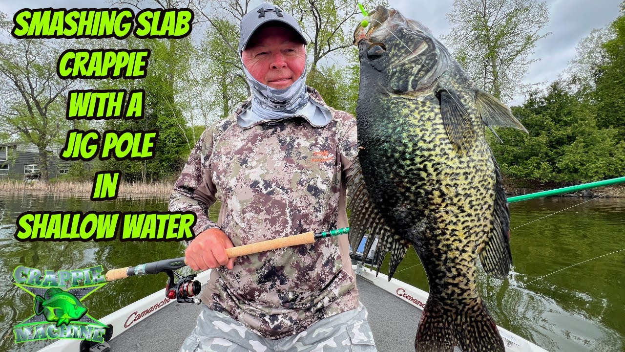 SMASHING CRAPPIE WITH A JIG POLE ON ROCKS!