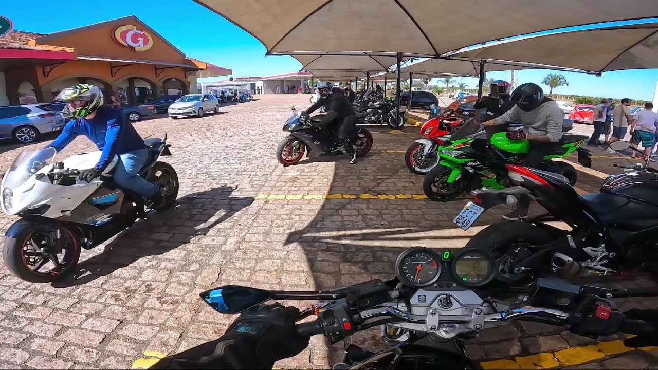 BANDIT 650N EMBOLADA NO MEIO DAS CARENADAS, ZX6R, SRAD 750, CBR 1000RR, SRAD 1000 só FOGUETE!