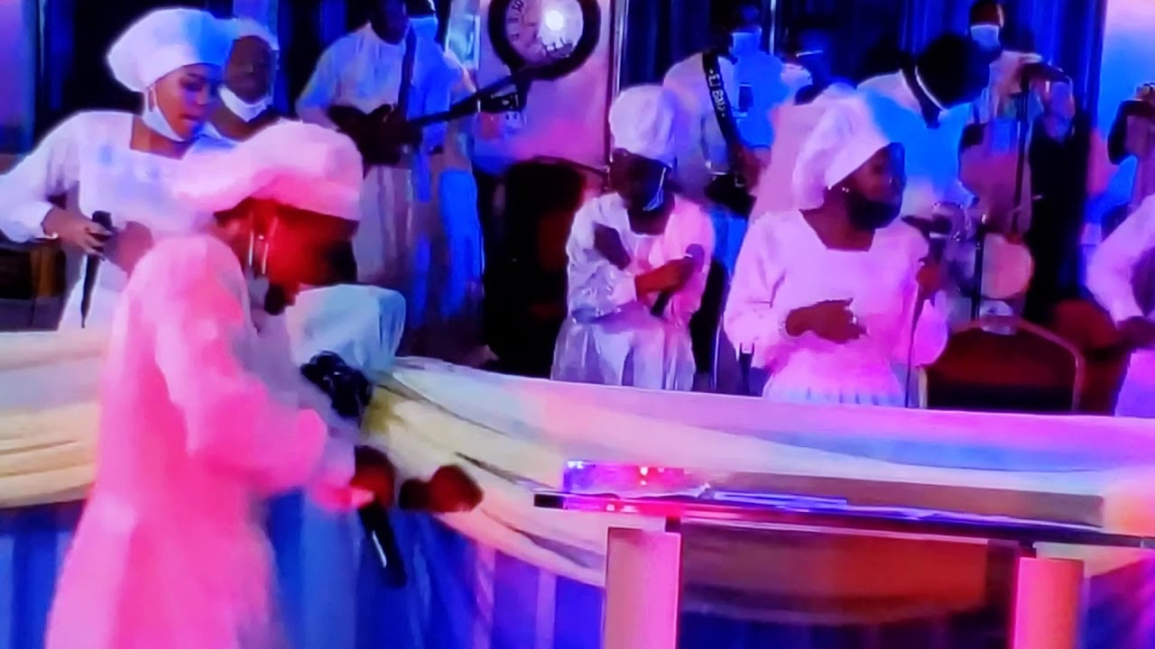 Prophetess Tosin(3)