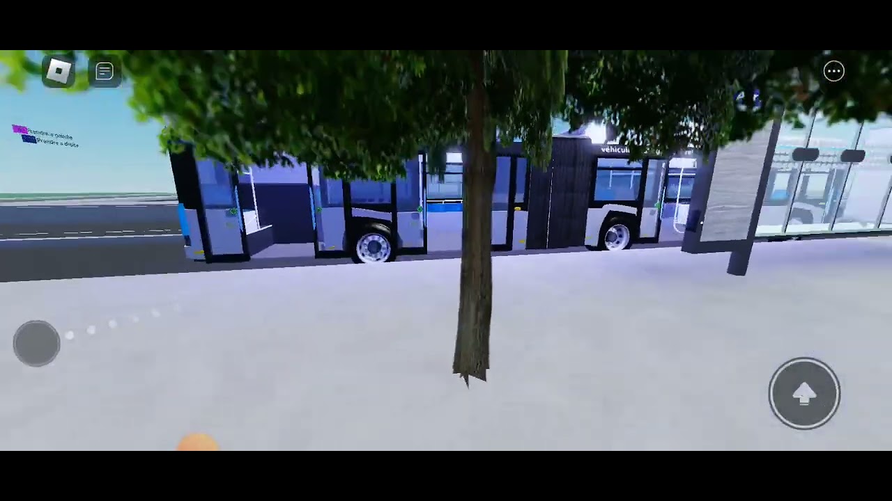 Trajet en bus EX1 en Solaris 18m et 76 au dépôt