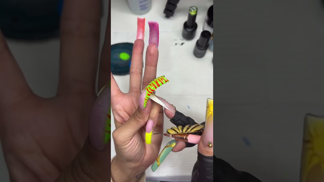 Curved nails #nails #naildesigns #curvednails #pinkacrylicnails