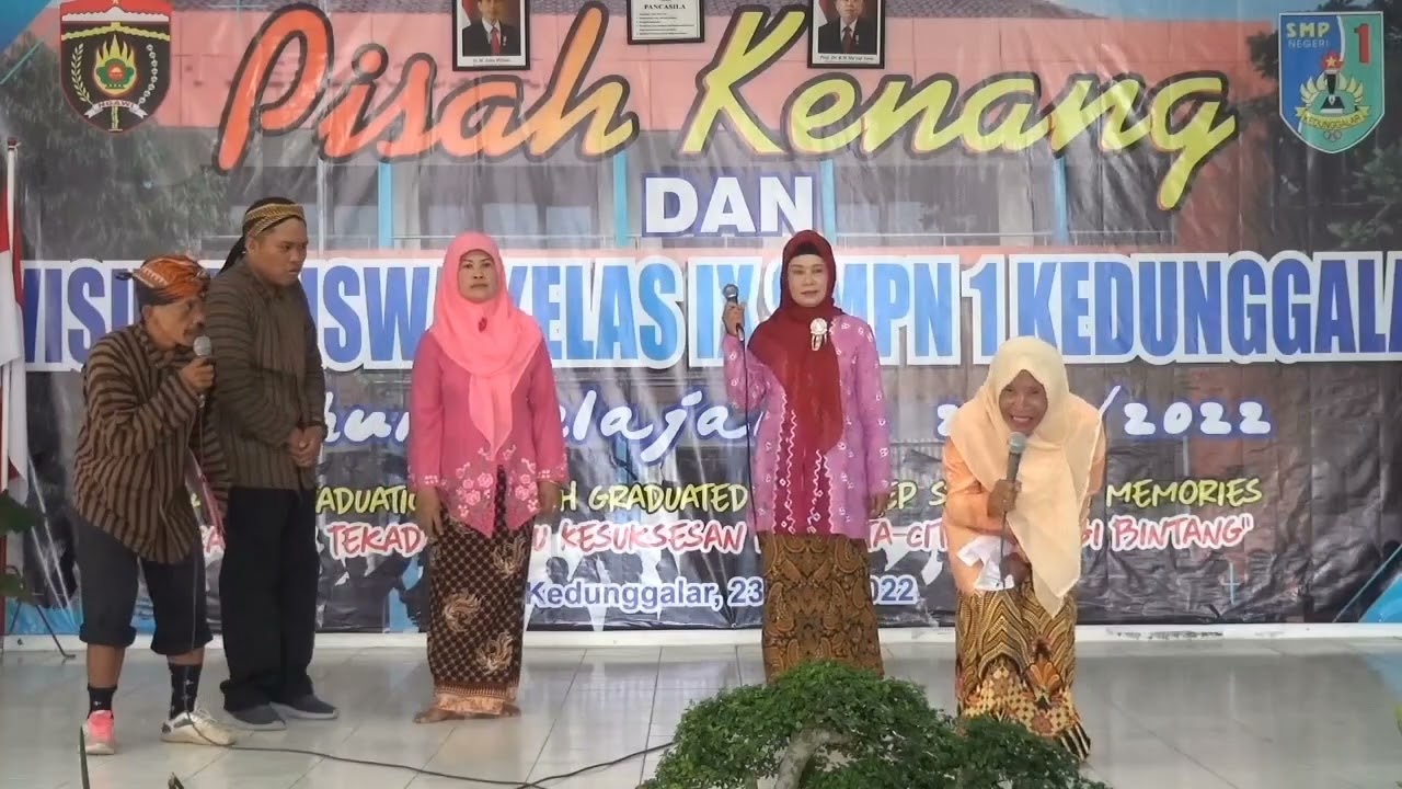 Pisah Kenang Siswa - Siswi SMP Negeri 1 Kedunggalar Tahun Pelajaran 2021/2022