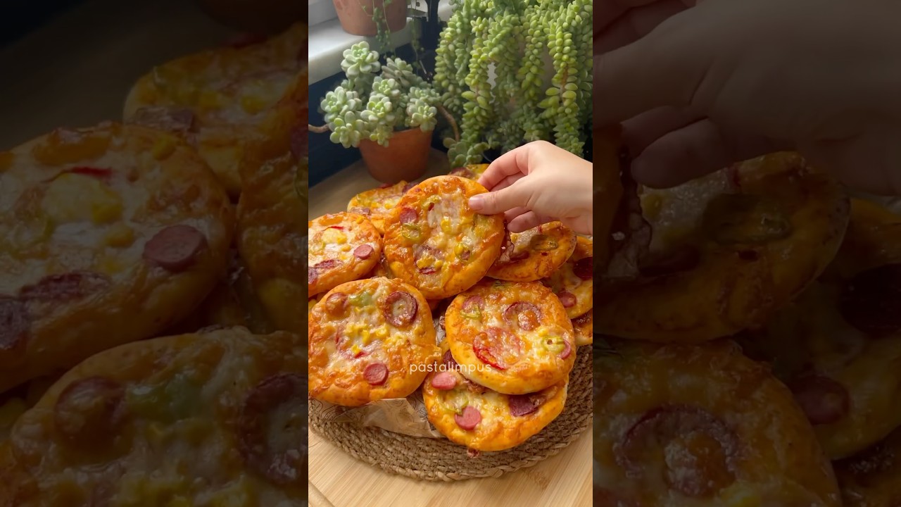 Mini pizza tarifi yorumda, recipe is in comment ✍🏻