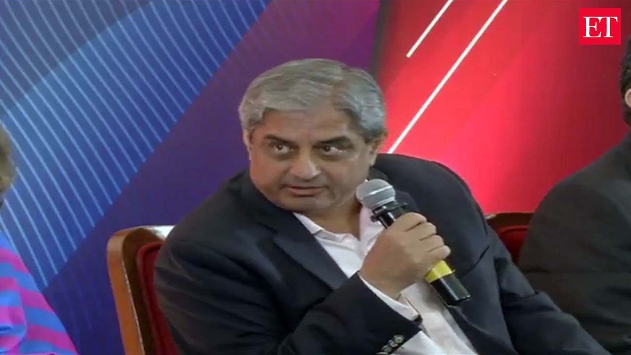 No shortage of funds in banks if project is viable: Aditya Puri | ET CEO Roundtable