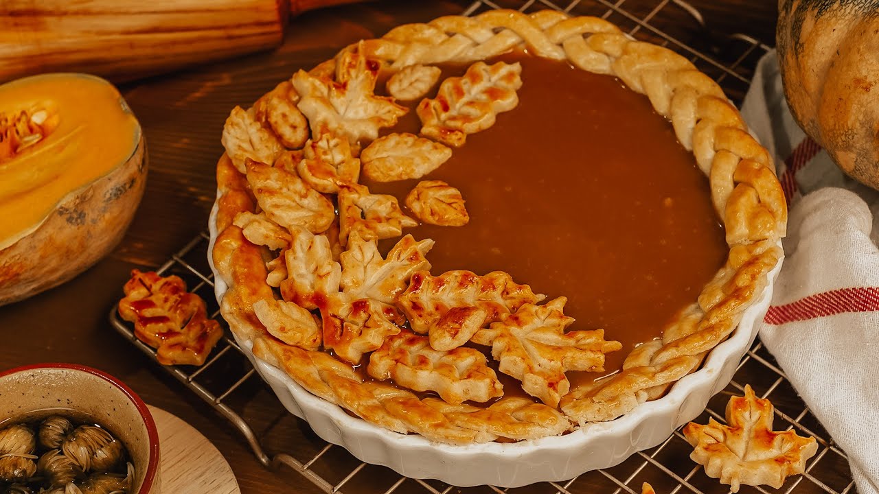 #31 [Cách làm] Bánh bí đỏ sốt caramel| Pumpkin & Caramel Pie | Minz Kitchen #minzskitchen #banhbido