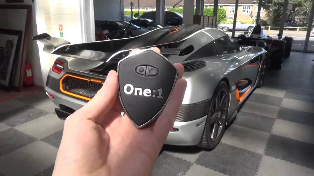 #00 Koenigsegg One:1 — подробный обзор экстерьера и интерьера.