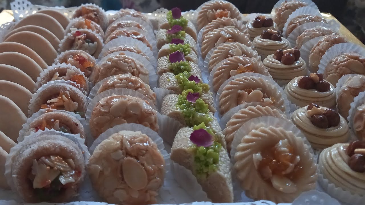 بلاطو من حلويات اللوز بنكهات مختالفة 🥰والأهم ساهلين 👩‍🍳