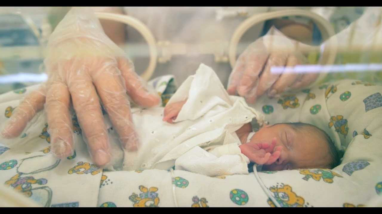 How do babies develop in the NICU: Prematurity Awareness Day | UnityPoint Health - Meriter