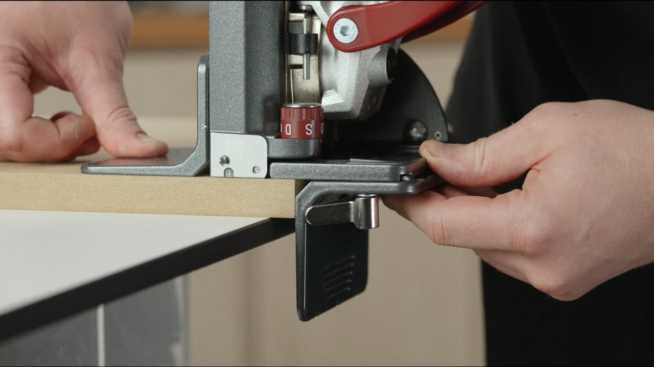 Stufenlose Einstellung der Nutposition