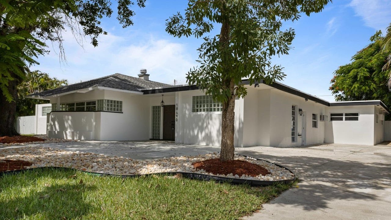 18490 SW 83rd Ave, Cutler Bay, FL