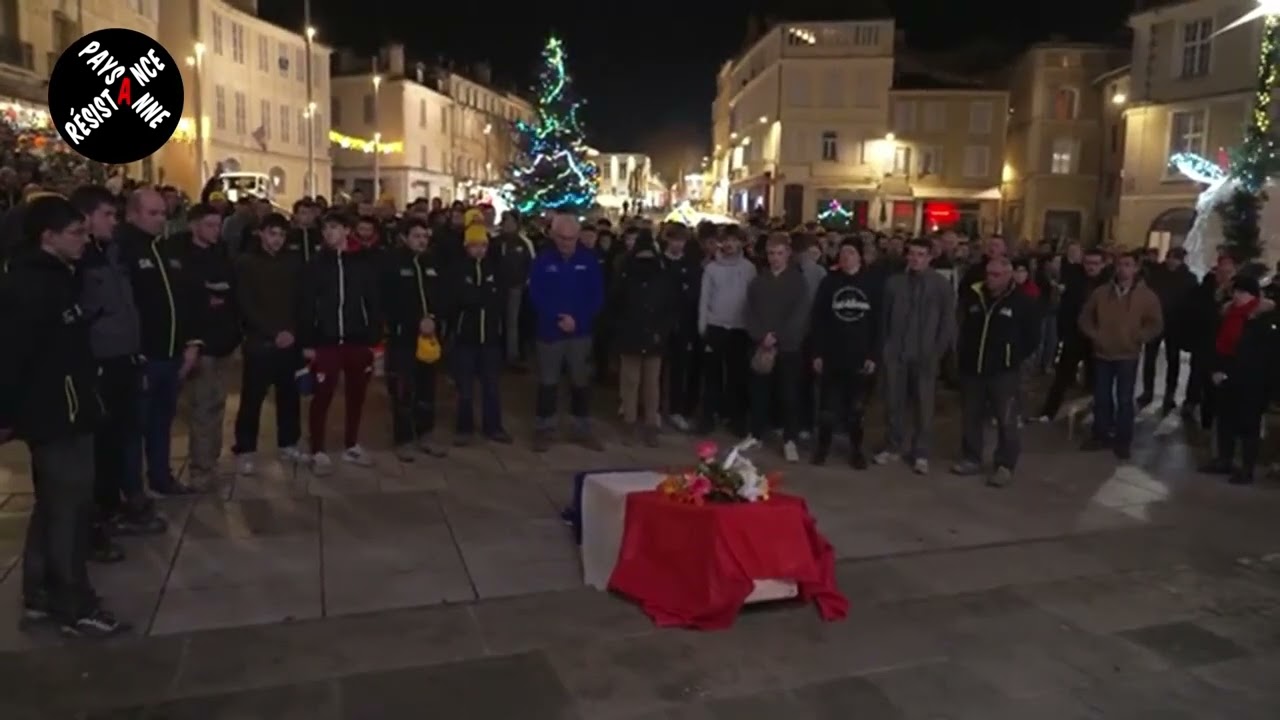 Les agriculteurs rendent hommage à Thierry