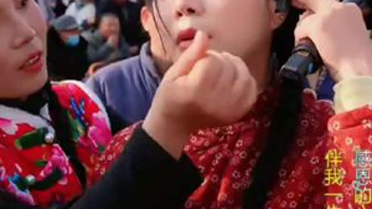 风雨同舟一条心，不离不弃土家人！无论前方是狂风暴雨还是阳光灿烂，都愿与你小土妹携手同行，共度每一个春夏秋冬。。。#上热门话题🔥🔥🔥 @小土妹(不忘初心) @马上³⁰⁹🌻（新歌：人生就是一...