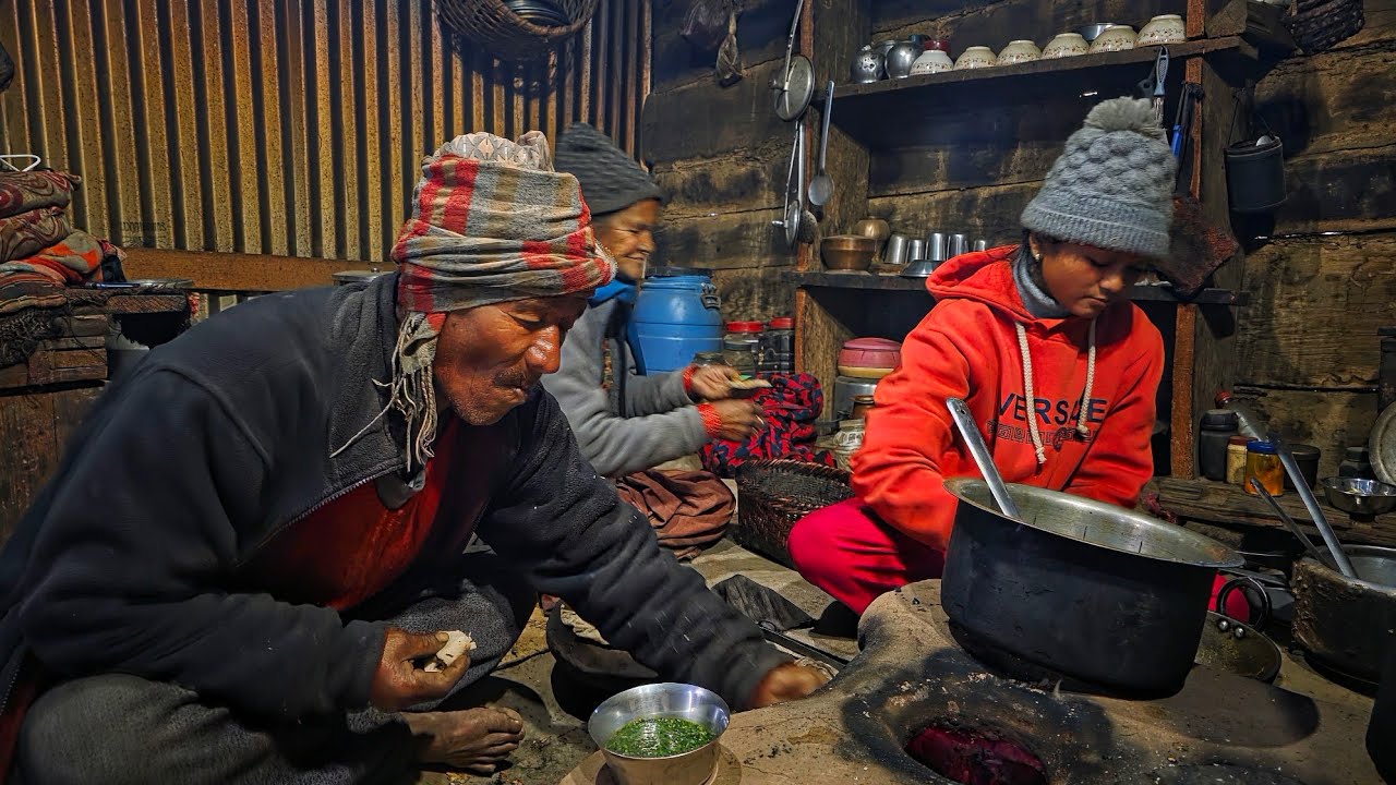 Life in Nepal´s Mid-Western Rural Nepal || Organic Food & The Joy Of A Local Family ||