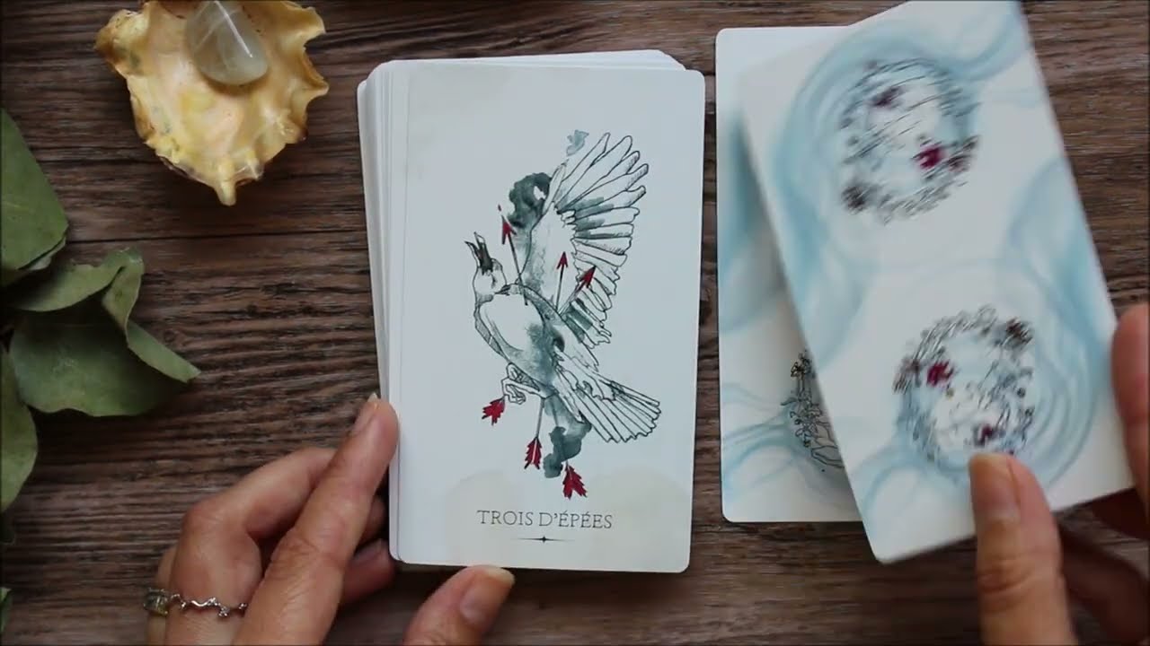 Le petit lenormand Prophétique et l'antremonde tarot de Siolo thompson