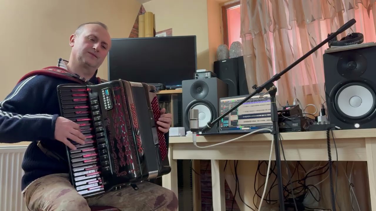 Astă noapce la un ceas -ascultare. Cristi Ianosiga 