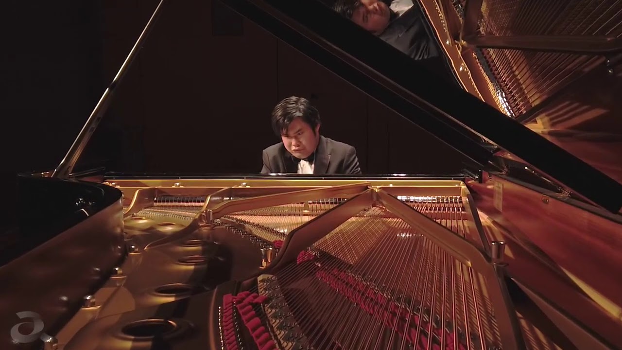 Nobuyuki Tsujii plays Beethoven’s Piano Sonata No.14 Op.27 No.2 