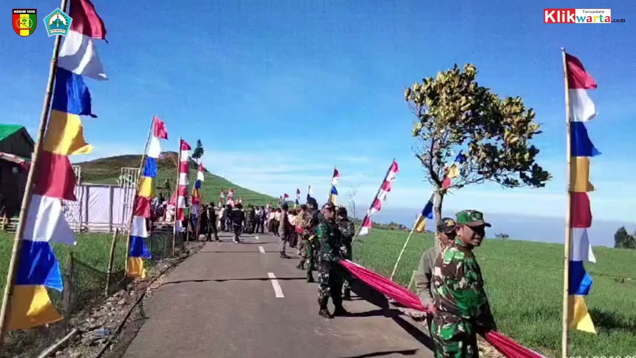 Bendera Merah Putih terbentang sepanjang 770 meter di kab.Bantaeng.