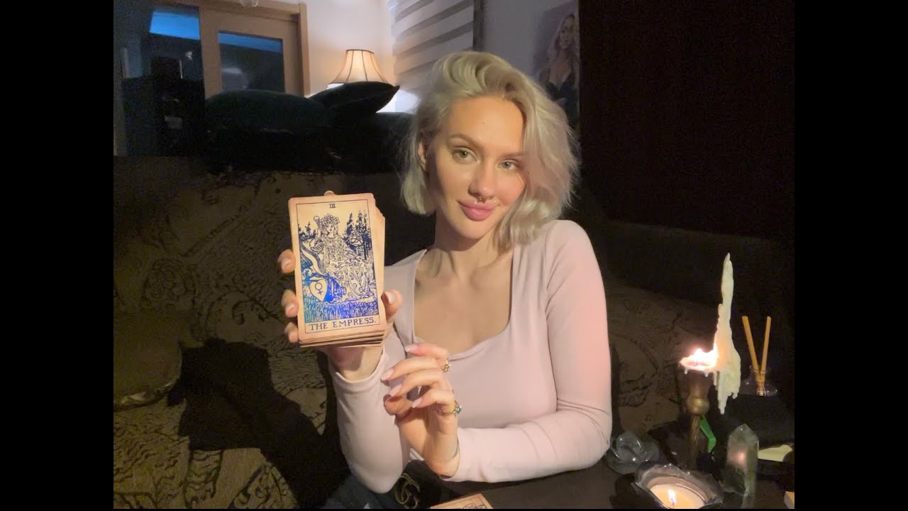 🔮Мысли/чувства/действия человека, три варианта🤍 🔮 расклад таро