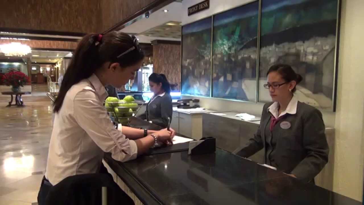 Check in y entrega de habitación Hotel Swissotel Quito - Facultad de Turismo y Hospitalidad