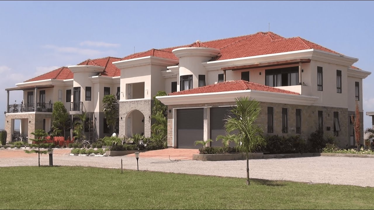 Museveni Visits Speaker Anita Among's Luxury Home in Bukedea:  Tours Her Farm