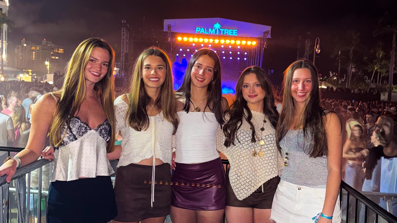 My FIRST music festival with my Best Friends!