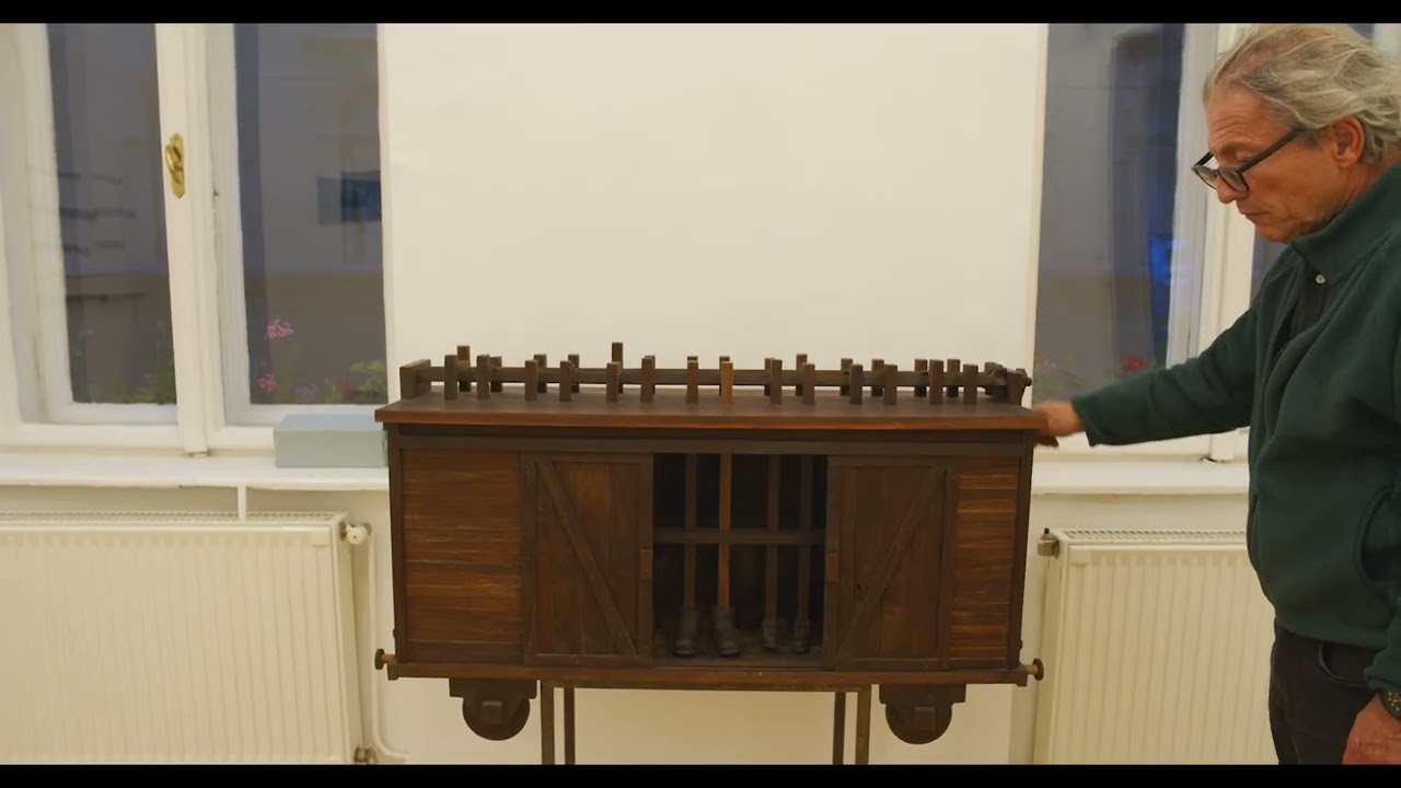 Wagon Variatons at Art Department Gallery - Budapest