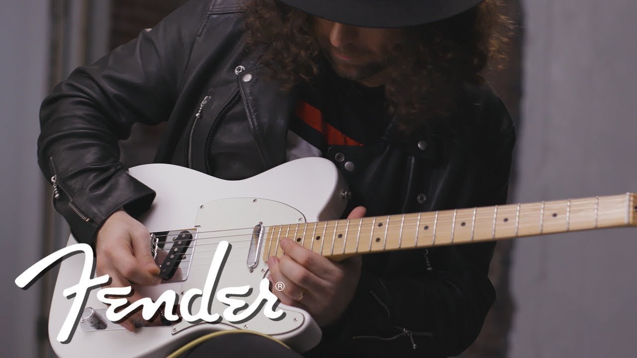 Gitty Demos The Player Series Telecaster&reg; | Fender