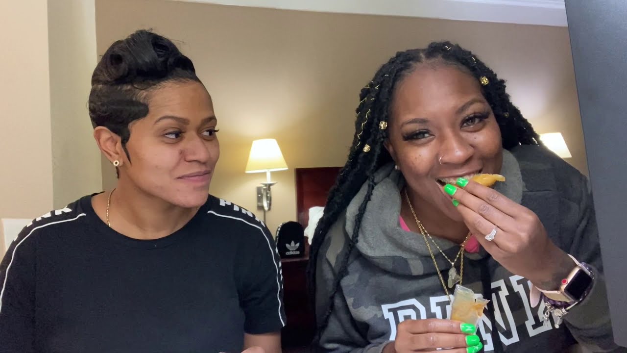 STORY ON HOW WE MET !!
