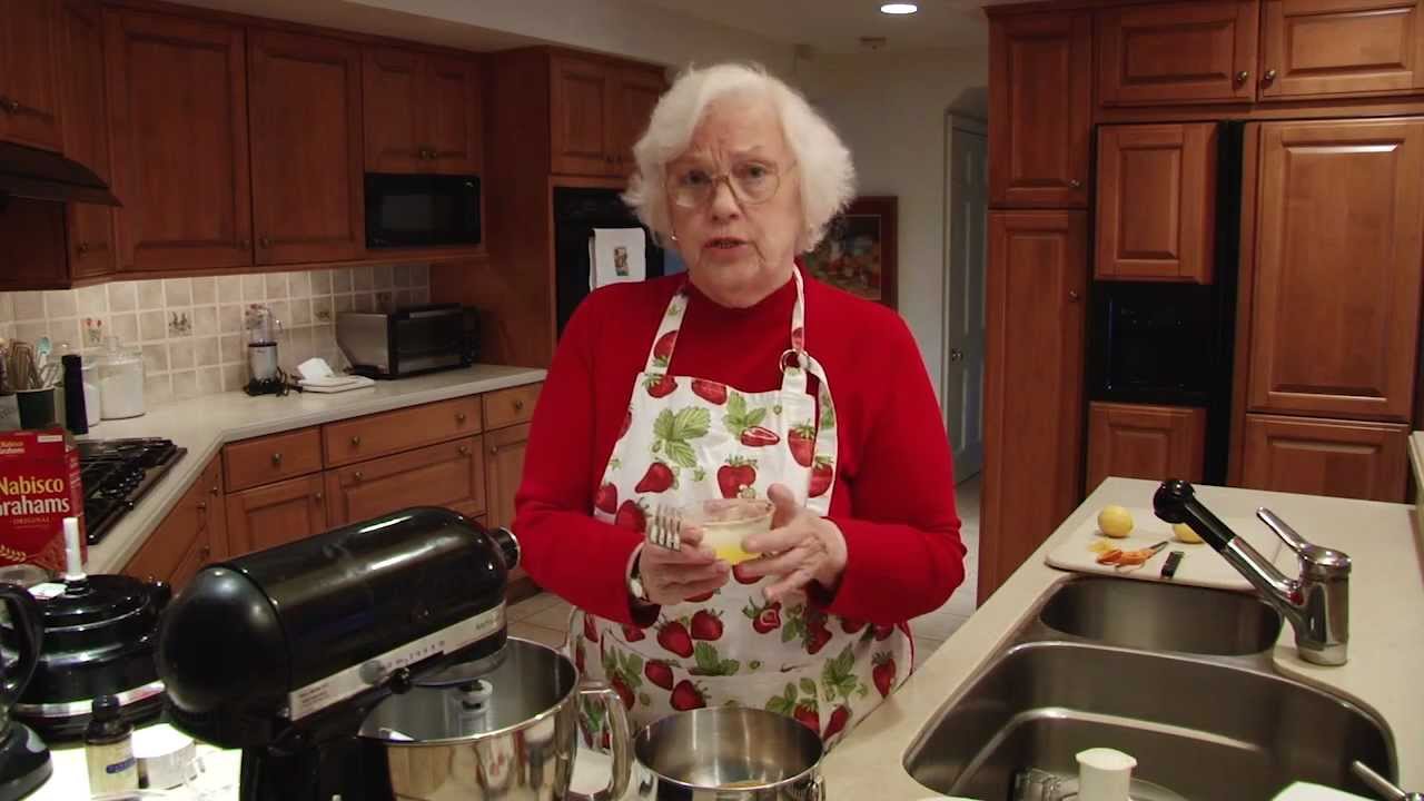 Nana's Delicious Cream Cheese Pie