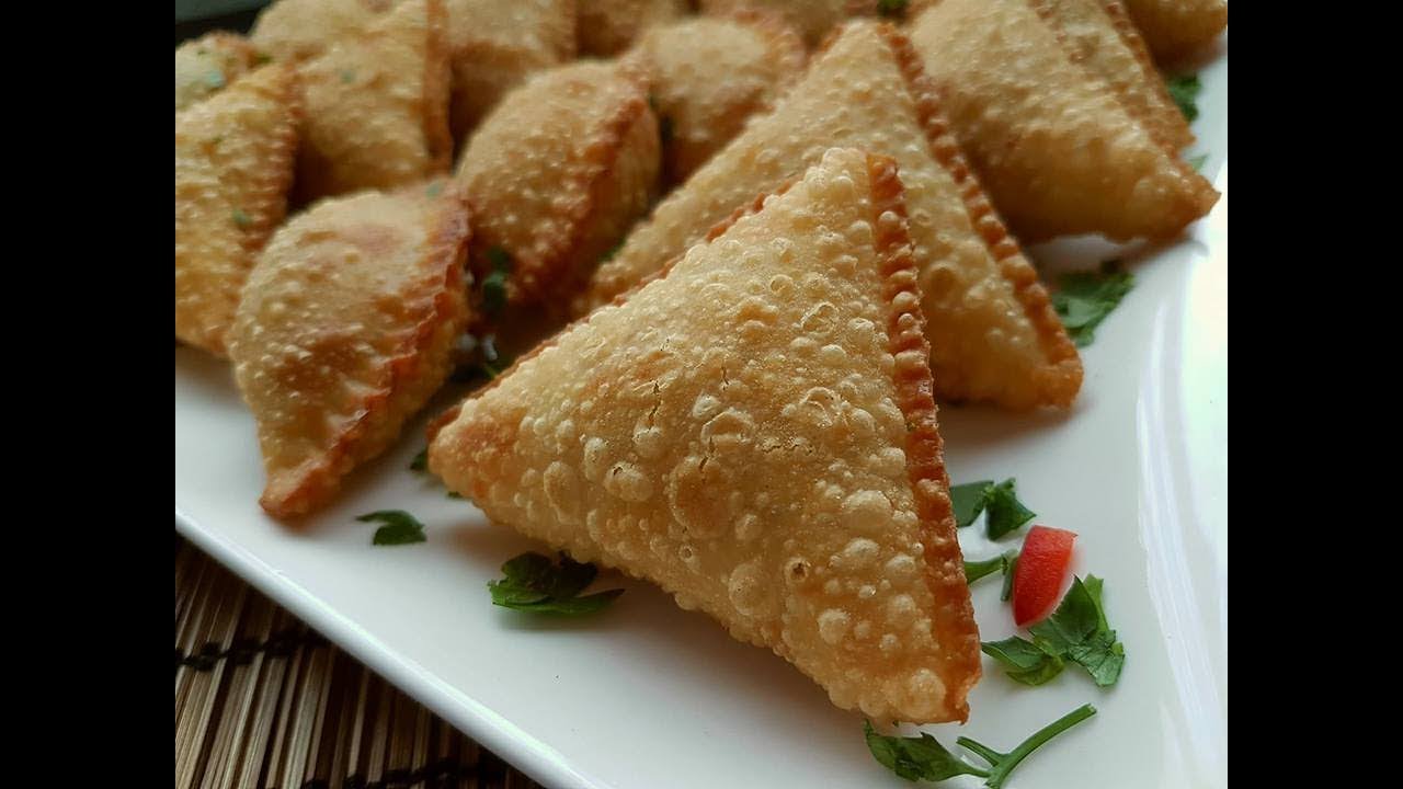 سمبوسك بحشوتي اللحم والدجاج وبعجينه رهيبة ومكوناتها متوفرة بكل بيت وبيتفرز لرمضان 😍