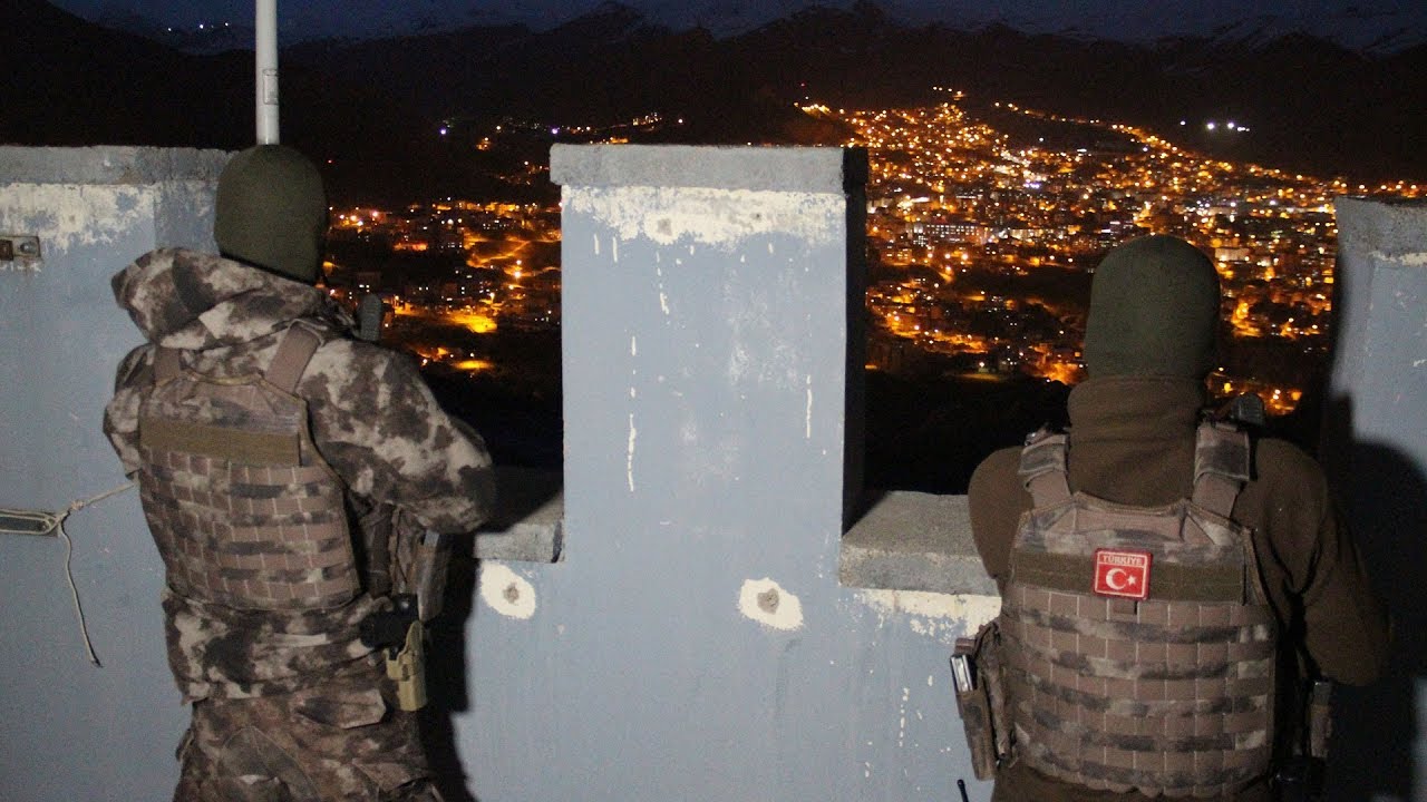 Hakkari'de özel harekatçıların iftarı