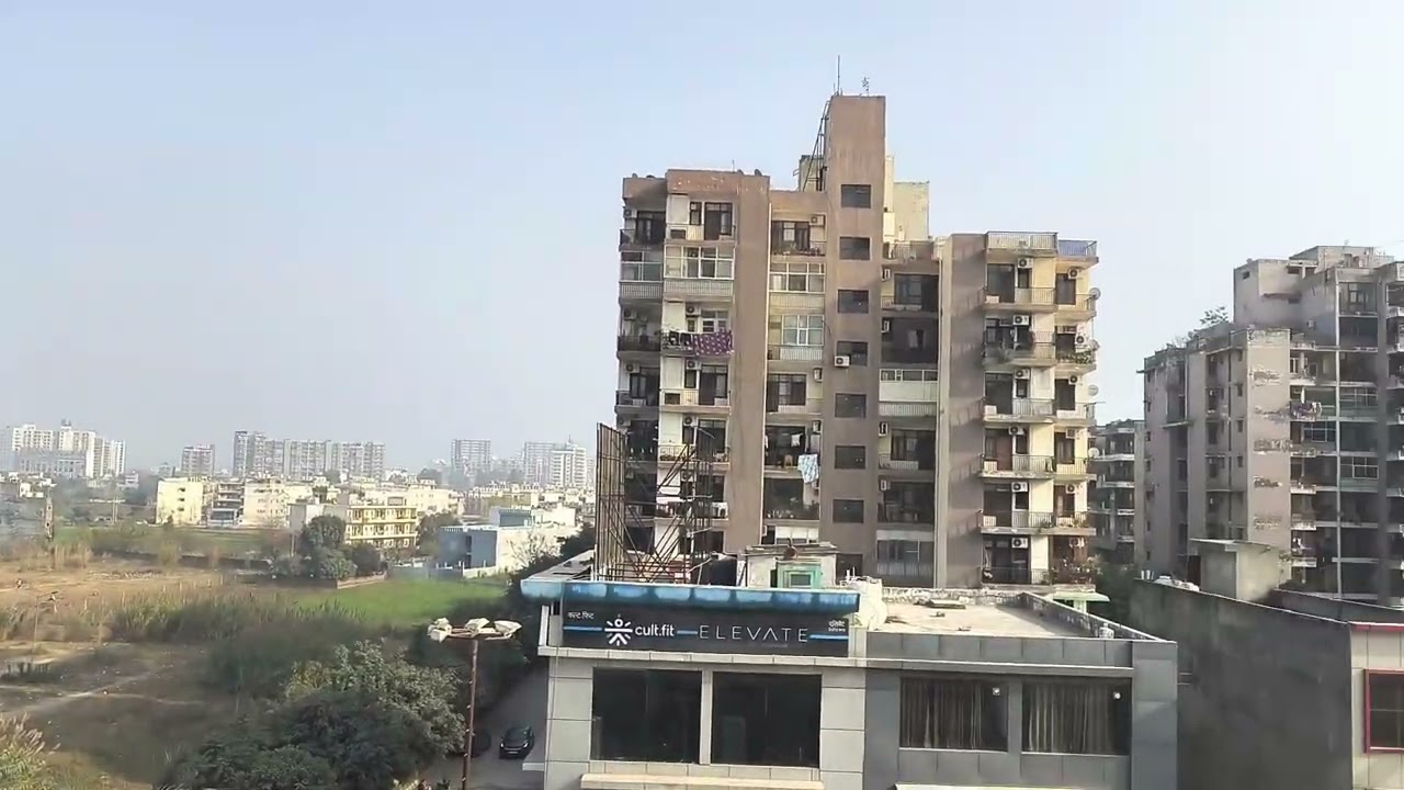 House or flat which is better to live life. Makaan Ya Flat koun sa behtar hai Rahne ke liye.