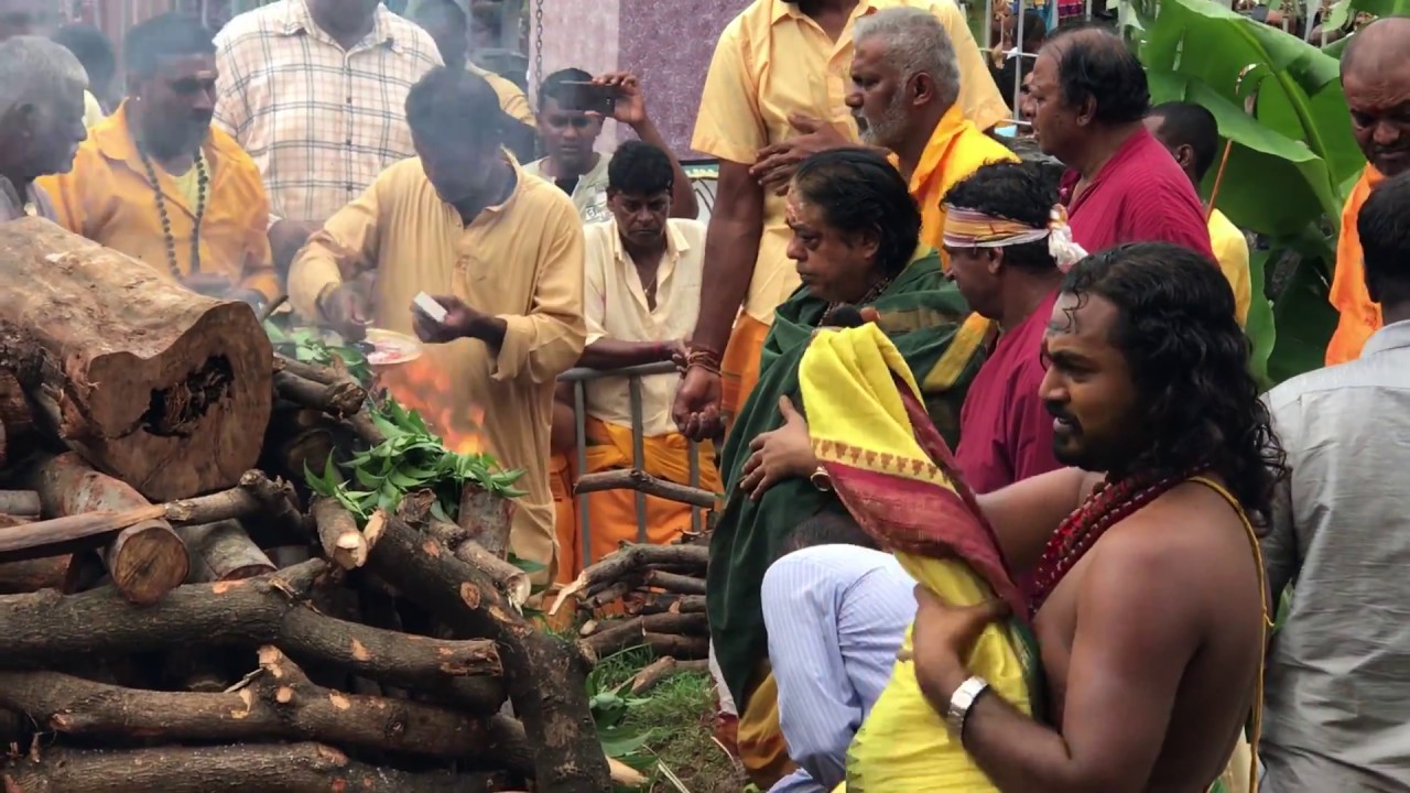Theemeedhi 2018 - Kannanour Mariamman Kovil- Fire Lighting