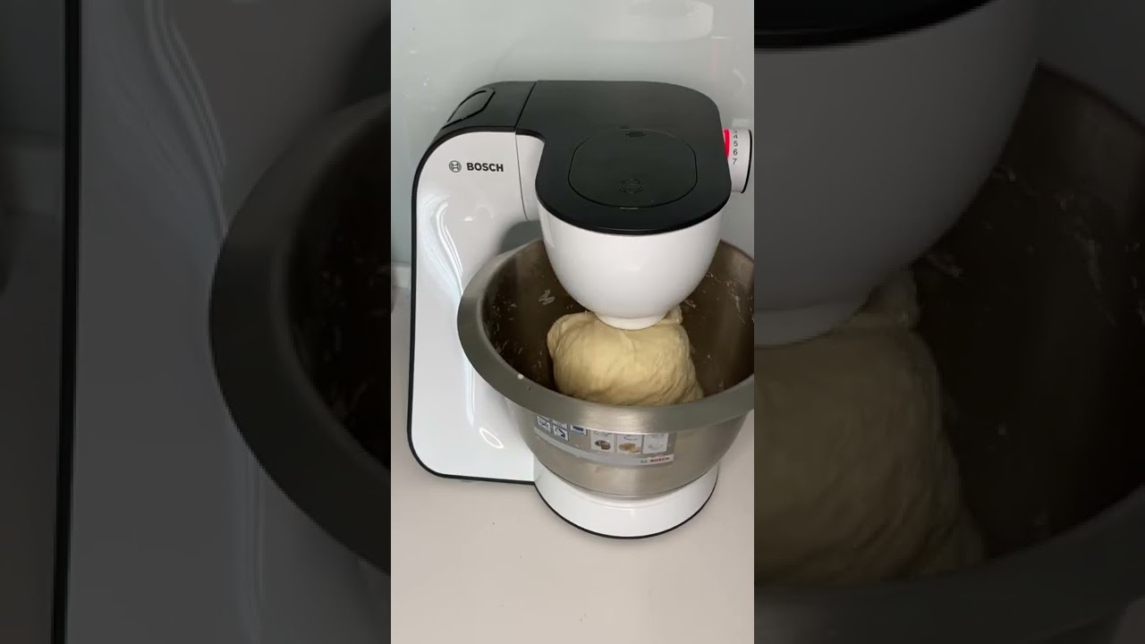 Bosch mum 5 test кухонная машина mum54А00 замешивает  крутое тесто для батона