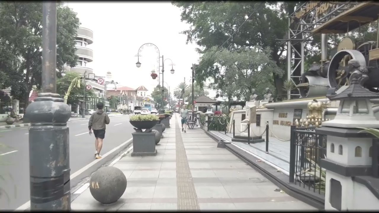 Bandung's Art Deco Heart: Preanger to Savoy Homann Walk