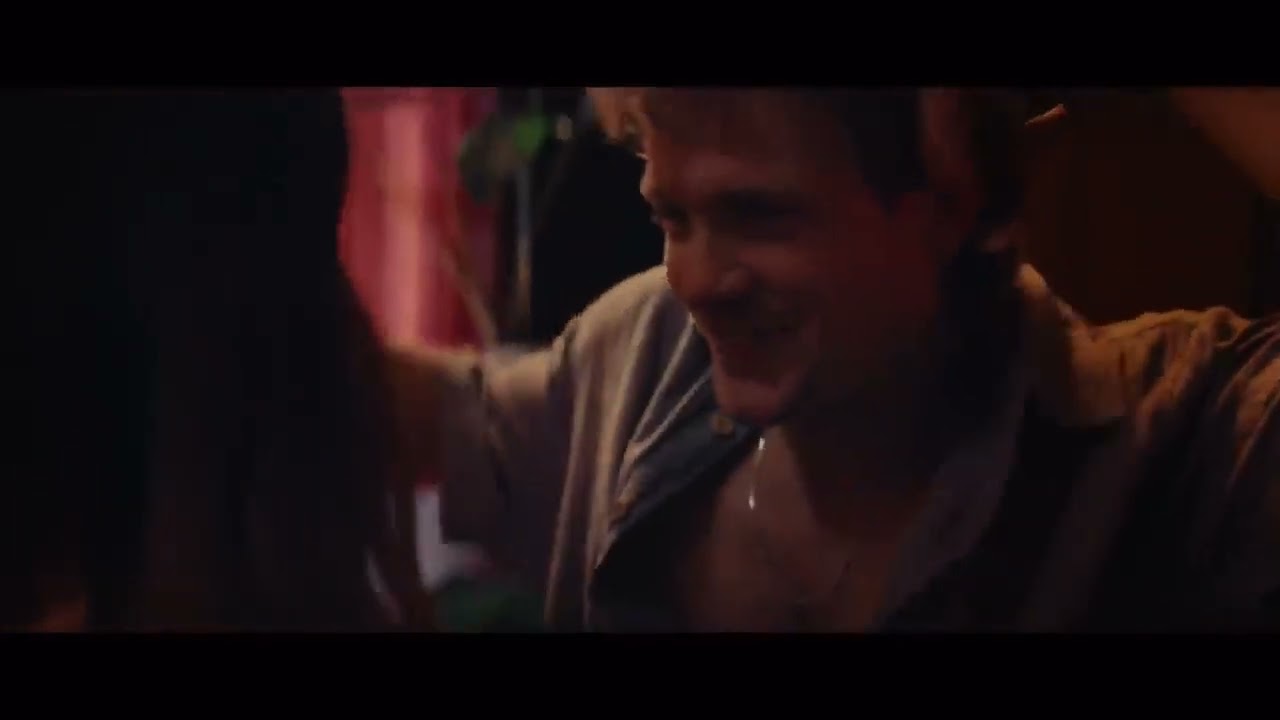 Happy Ending / Hot Kissing Sex Scene(Mink, Luna and Eve)
