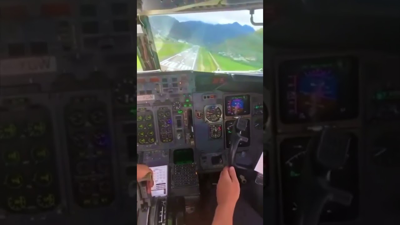 Boeing 737 Terrible Landing in Paro Bhutan