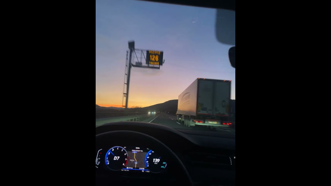 Passat 1.5 TSI ile uzun yol. İbrahim Tatlıses - Biz ne ayrılıklar görmüş adamız !