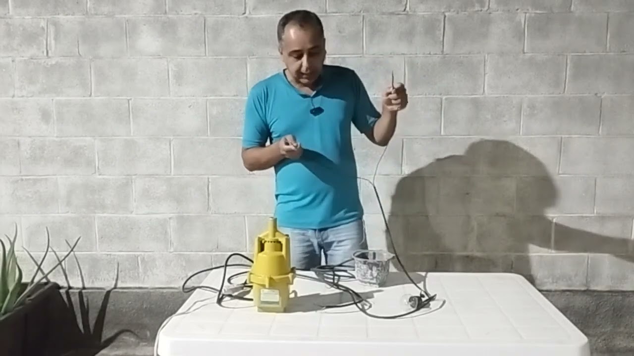 BOMBA  