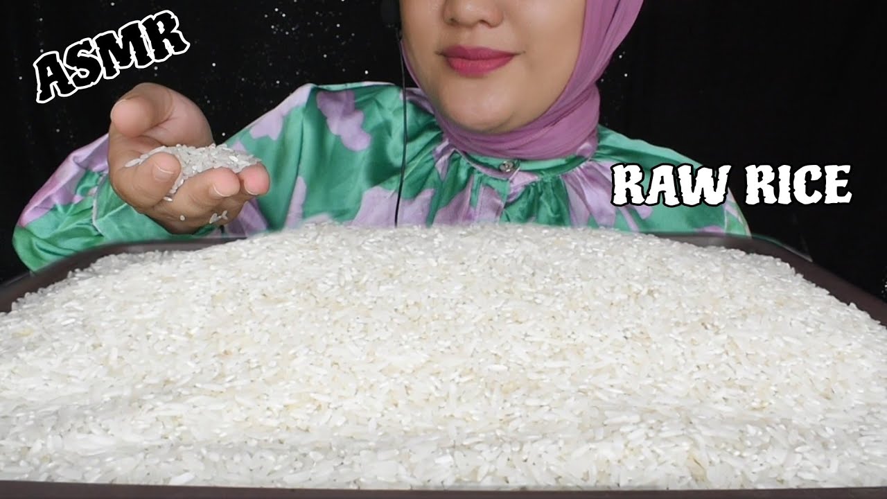 ASMR RAW RICE EATING || RAW RICE || MAKAN BERAS MENTAH MERK TOPI KOKI