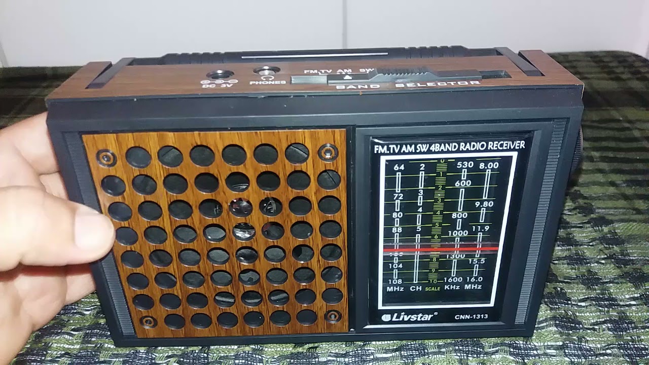Rádio Livstar CNN-1313 para realizar rádio escuta-Dx.