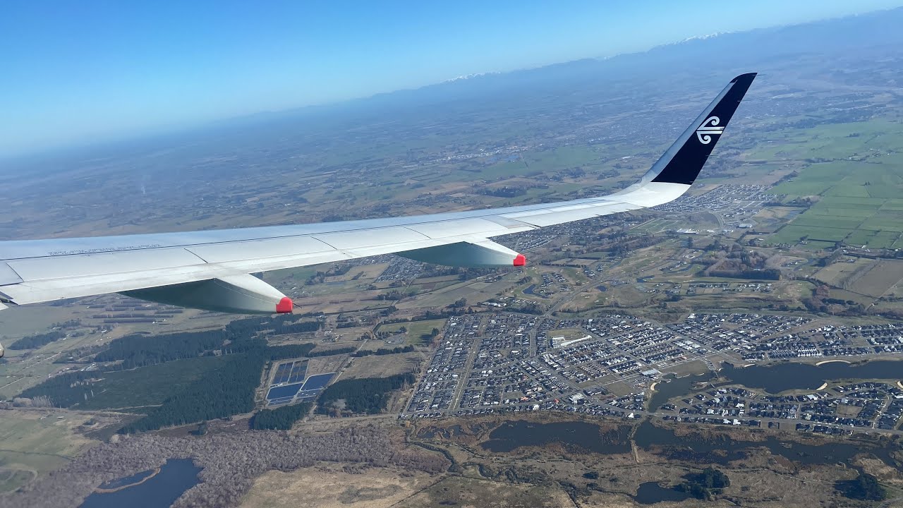 Air New Zealand Airbus A320-200 Landing in Christchurch (CHC)
