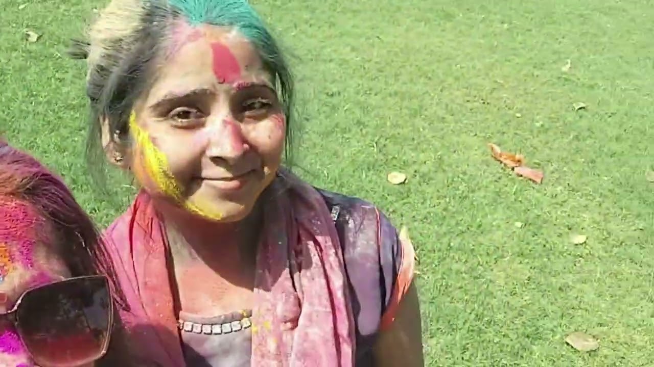 होली का आनंद 
