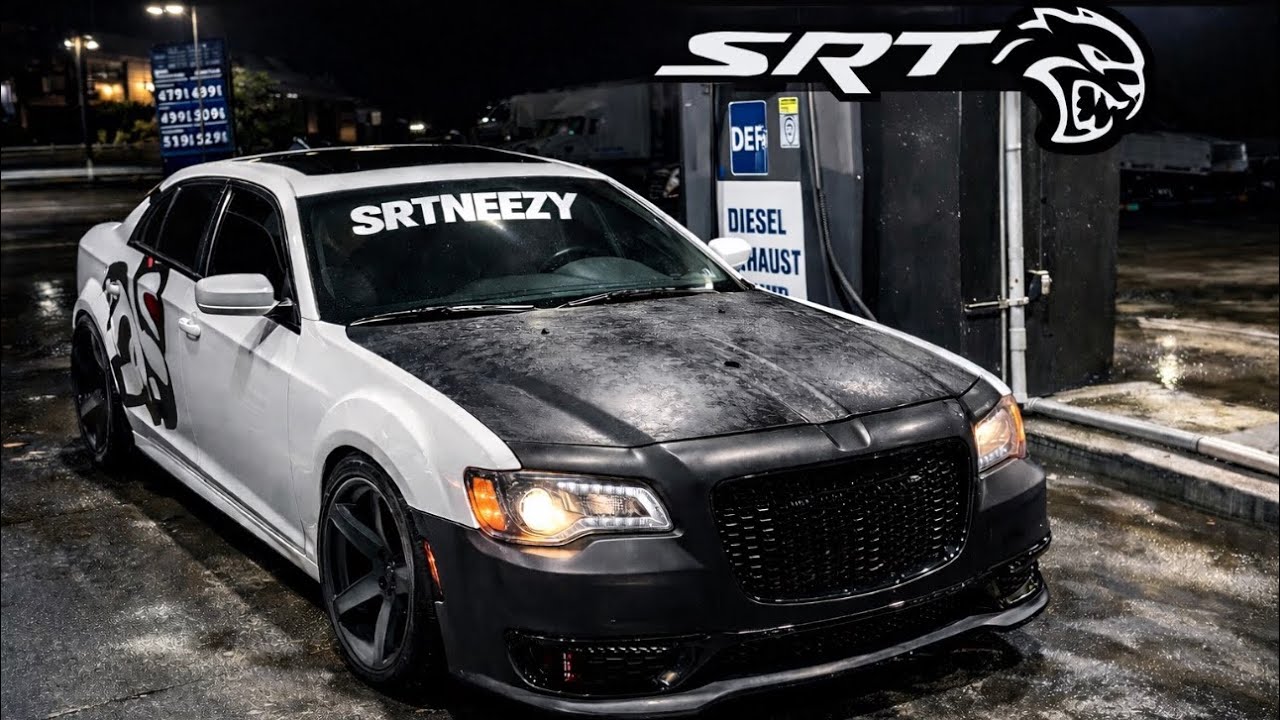 TOOK 1000 HP MY CHRYSLER 300 TO CAR MEET !!( srt 300 vs widebody charger race ) 