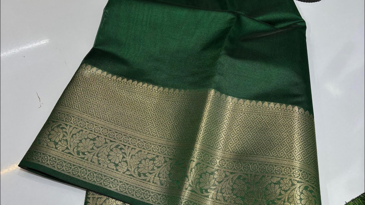 Silk cotton saree at ₹999 freeshipping. 🥳🥳To order whatsapp 9342405172.