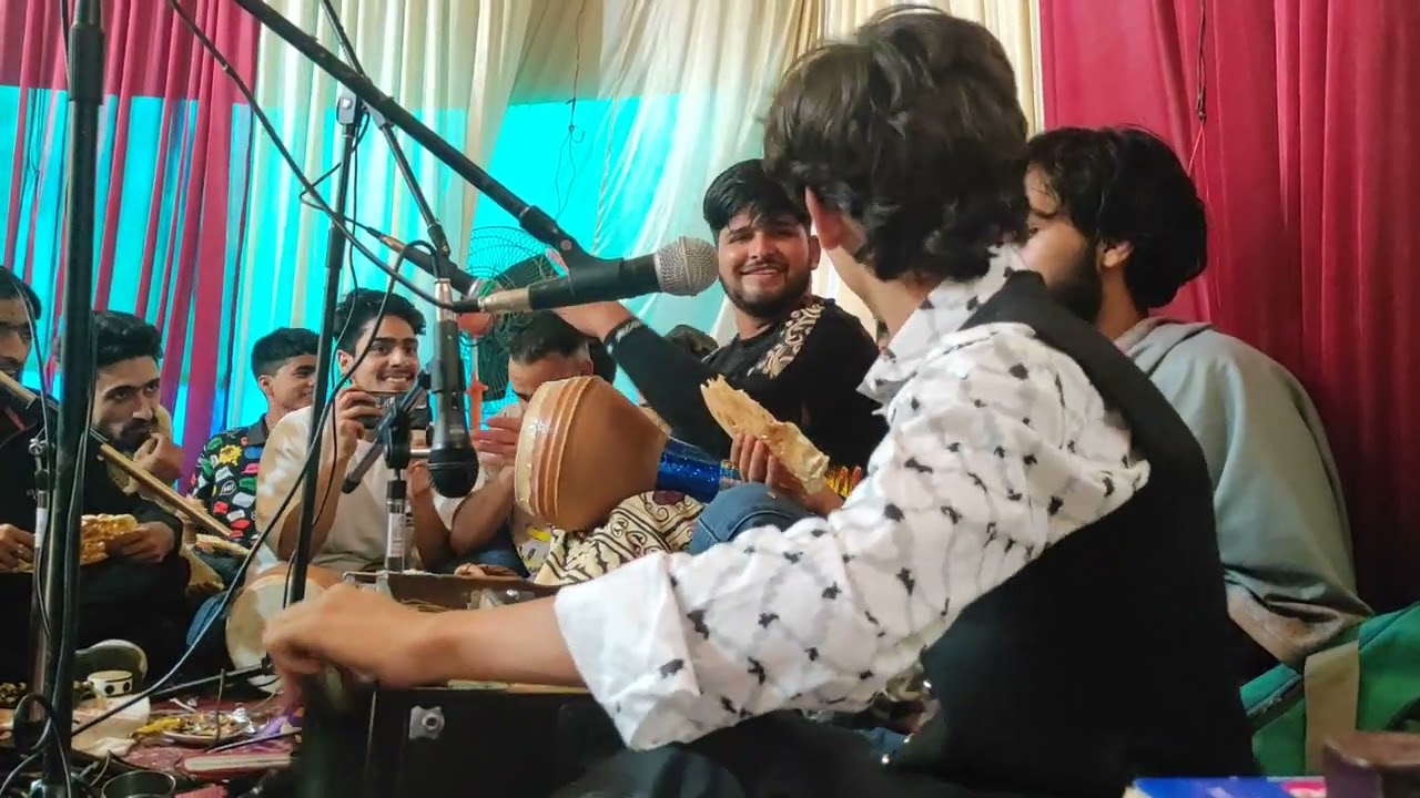 //afsar aaai miyani dilbara hoo//singer master saqib@MasterSaqib