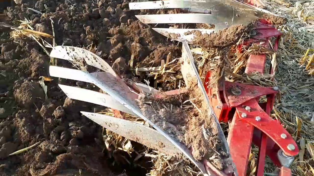 Şenyüz Tarım 6190 ttv dönerli ünlü pulluk mısır tarlası sürüm