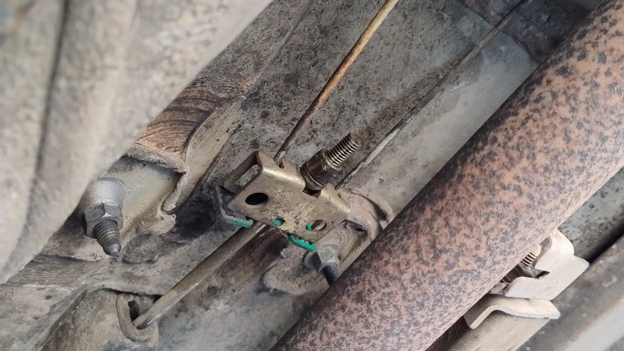 onde regula o freio de mão Renault Clio